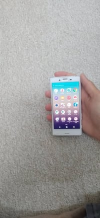 سوني صغير • مقفل • شارع شورش