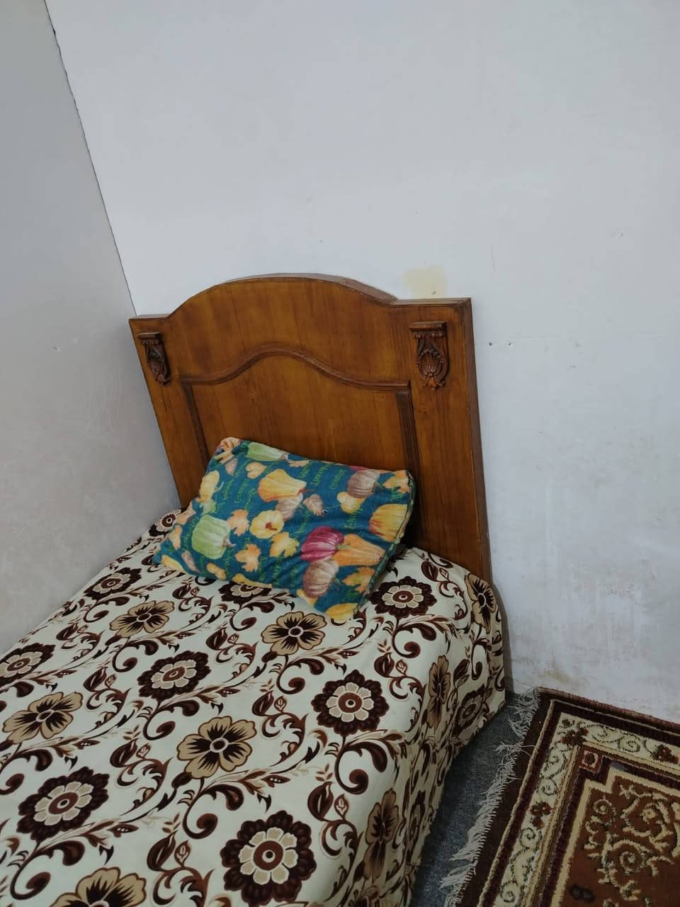 السلام عليكم اخوان جرابي عدد اثنين وكنتور ابو خانتين شغل جديد تزكم للبيع الشراي يدخل خاص تحياتي الكم مكان شراكبه بص العزل ***********
