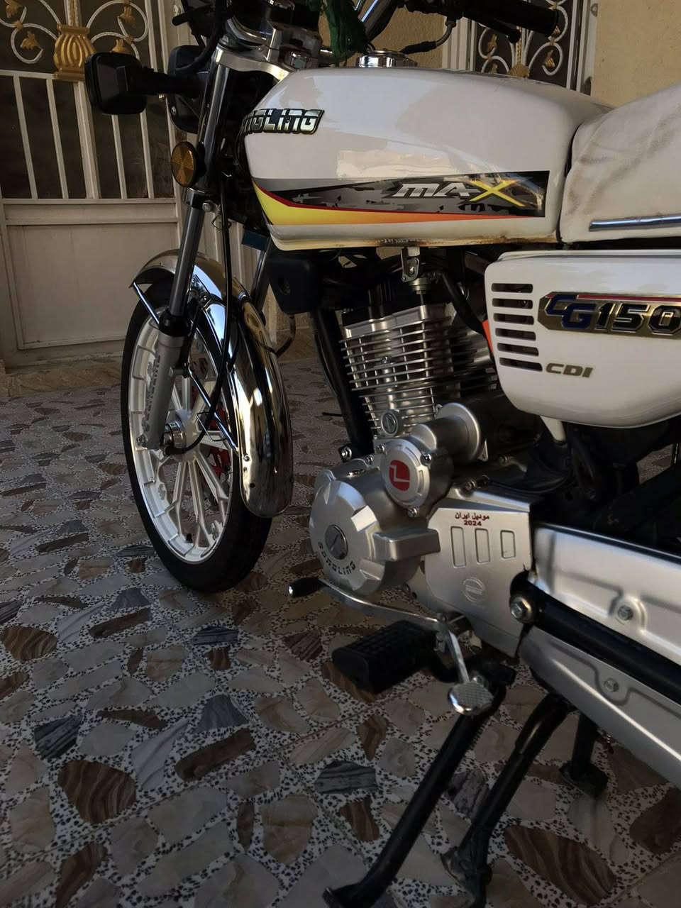 نشر بسبب الوعود الكاضبه
دراجه سيفان موديل24عل25 دراجه كفاله عامه تجي تفحص وشوف سعر خاص راسلني وتدلل رقمي *********** وتساب بي
