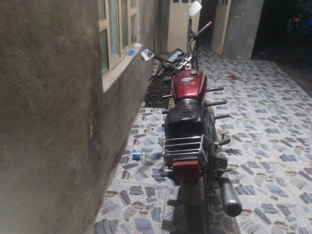 السلام عليكم ماطور ايراني للبيع موديل 21 رمادي شارع 20 ***********
