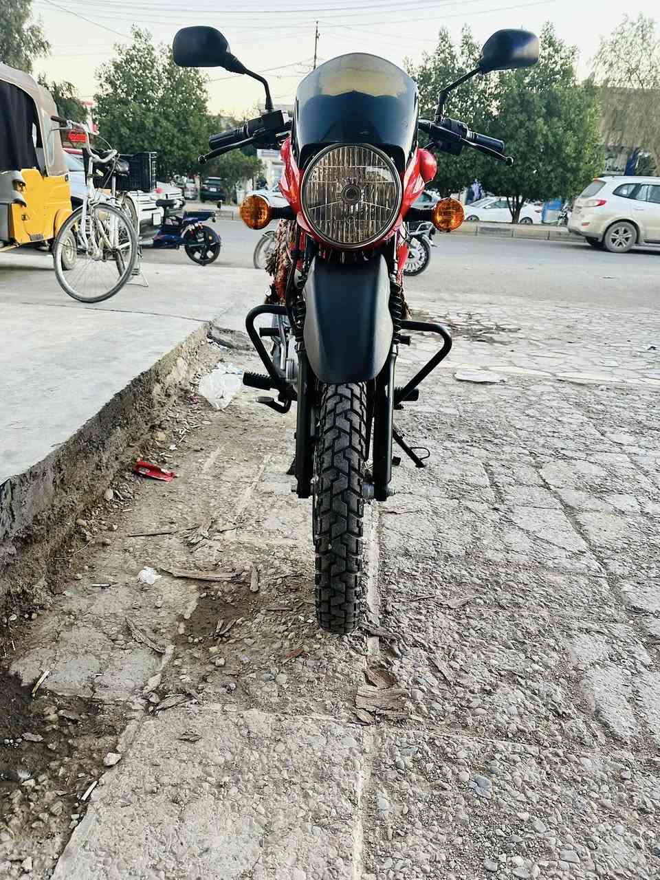 يالله .. دراجه بوكسر موديل 2022 اوراق اصوليه كامله الدراجه خير من الله . السعر مليون و١٠٠ وبيها مجال بسيط عنواني ديالى بلدروز وهذا رقمي ***********متواجد على الواتساب هم
