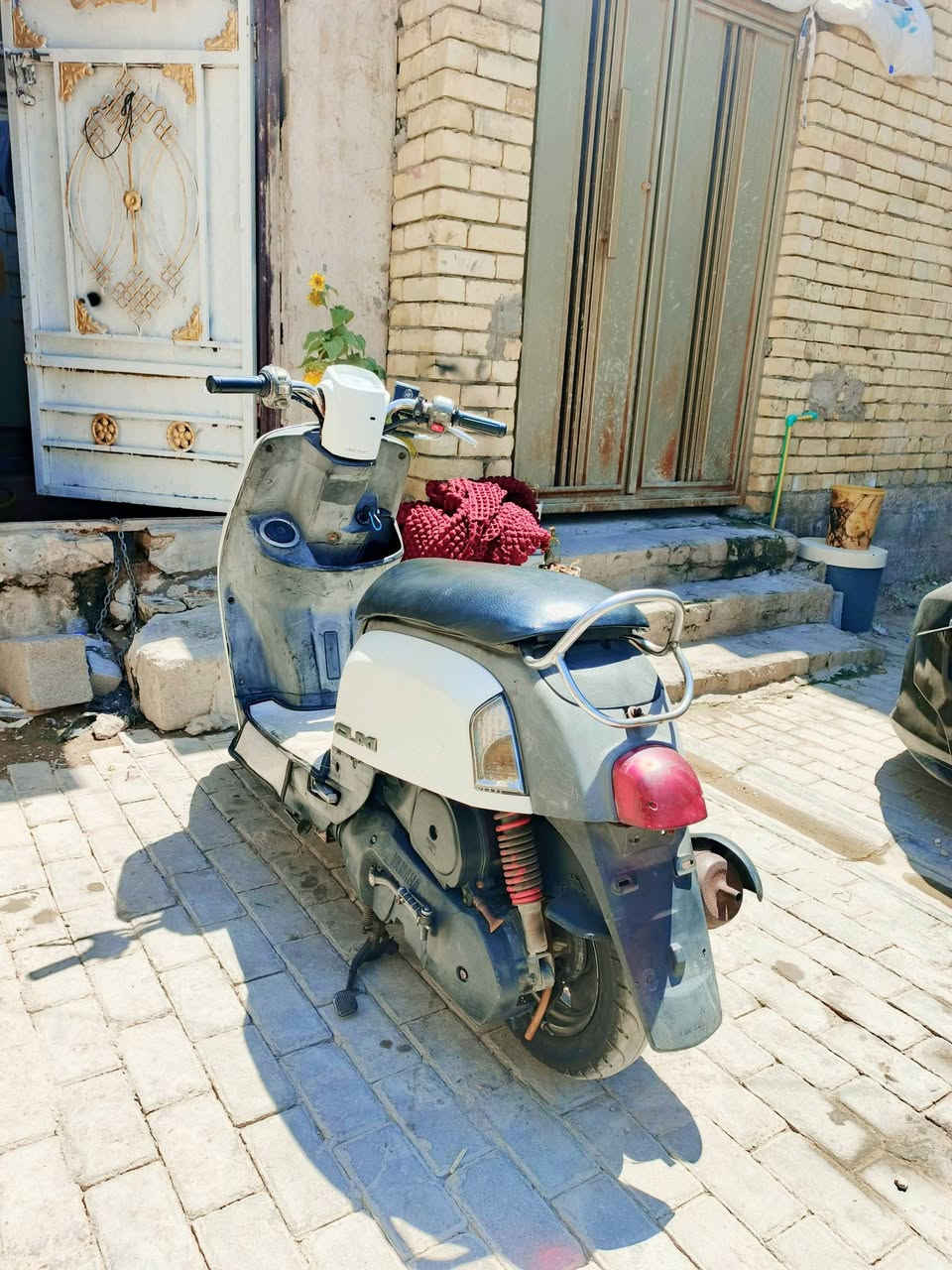 ‏‪***********‬‏ ماكس بوليس كلها ختم واحد ويه مكينه دراجه بلاديه لتكلي شبيها مابيها جيب فيتر وفحص كلشي بيها شغال نكره سلف بكل وقت اشاير لايت كلشي شغال..بغداد مدينه صدر سعر 800 وبيها مجال قليل حك جيه
