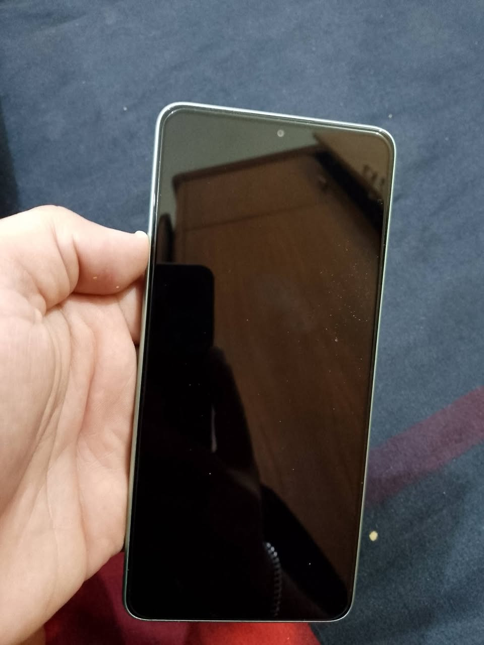 السلام عليكم
جهاز POCO X7 Pro ذاكرة 512 مستخدم اخو الجديد مكفول من كلشي نظافة 100% شخط مابي
صحة البطارية 100% 
دورات الشحن 64 دورة 
بوبجي 120 فريم
بطاريه 6000
شاحنة 90 واط 🚀
باقي المواصفات معروفة وقوة الجهاز معروفة
ذاكره 512
شاحنته الاصلية ويا + كفرات ثنين هدية
***********
السعر 375 الف
مكاني بغداد
