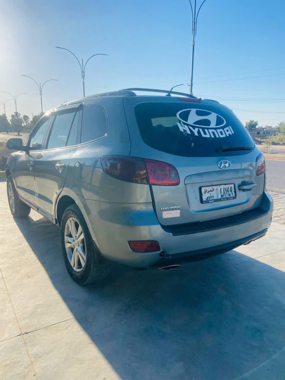 سنتافي 2007 محدث 2010
امريكي 

 لون فيراني ( سمنتي) 

رقم نينوى صدامي حت هزه بيه جديده 

محرك و كير مال كصه جدد ،،6V 2700 مرغوب 

بيه جم قطعه صبغ (اثر جراد) ابيع احزام 

السعر 90 ابيع مقدمه  

رقم الهاتف ***********
