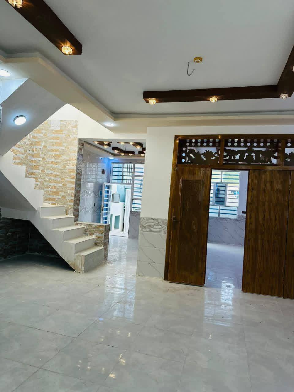 150 متر للبيع غرفتين
طابو زراعي سند 25 قرار محكمه مشمول بالتطويب
بسعر 60 وبي مجال
عنوان البيت نجف مقابل ملحق قرية الغدير
للاستفسار اتصل على ***********أو مراسله واتساب
