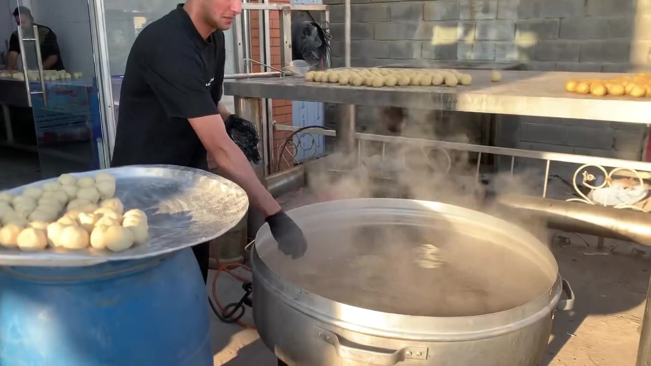 تم افتتاح محلات كبة ابو علي الكرار لكافة انواع انواع الكبة واللحوم العراقية لحم ذبح  عجل عراقي بالذمة العنوان حي البتول مقابل اسواق النخيل مجاور مطعم كباب سليمانية
كافة انواع الكبه 
سراي 
كبة هلاهية 
كبه عرايس 
كبه تمن 
كبة بتيته 
بورك 
كباب 
كفته 
باسطرمة 
همبركر 
طرابلسيه 
سمبوسة 
نشالله خلال ايام يتم تجهيز كافة انواع اللحوم والكبب
#الجميع
@إشارة
حي البتول


**إذا كنت صاحب هذا الإعلان وتريد حذفه لأي سبب، رجاءا أرسل رسالة إلى الدعم الفني**