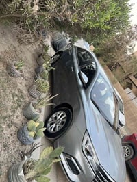 عندي mg5 موديل 2023 مبدل بنيد وجاملغ السايق بدون ايرباك ماشية 40 الف ق...