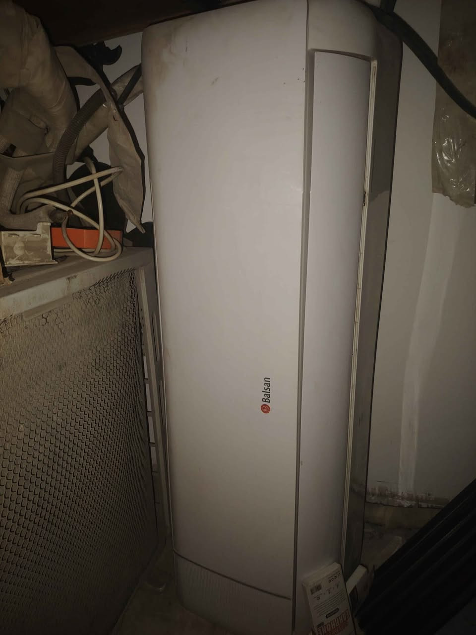 سبلت بلسان طن ونص  تبريد ثلج تدفئه نار مستعمل بس صيف واحد وشلته ب سبب ضرف نضيف كامل غازه موجوده  السبلت خدمي مايتعب وبعده ب نضافته السعر 400 البصرة, العراق


**إذا كنت صاحب هذا الإعلان وتريد حذفه لأي سبب، رجاءا أرسل رسالة إلى الدعم الفني**