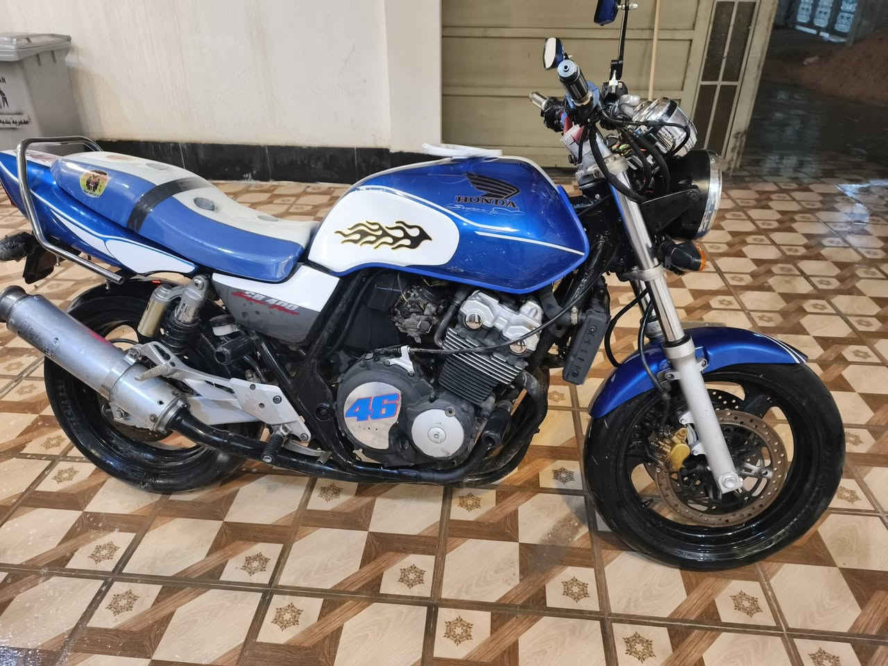 سي بي فور للبيع مكمركه السعر ١٢
***********
