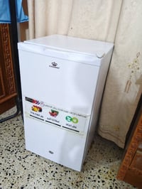 ثلاجة جديده مستخدمة شي قليل سعره 110 07708472098