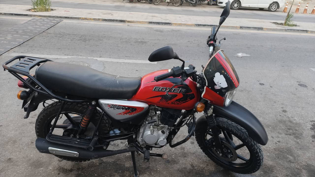 عليكم دراجه للبيع نوع بوكسر مديل 2022
‏
‏نضافه 70بل100 محرك مامفتوح ولا برغي بي رقم  
‏وسنويه تحويل ثاني يوم بيه نقص شغلات بصيطه دراجه 
‏مكاني نجف للتصال ع رقم *********** مامتواجد 
‏ع نت سعر خااااص
