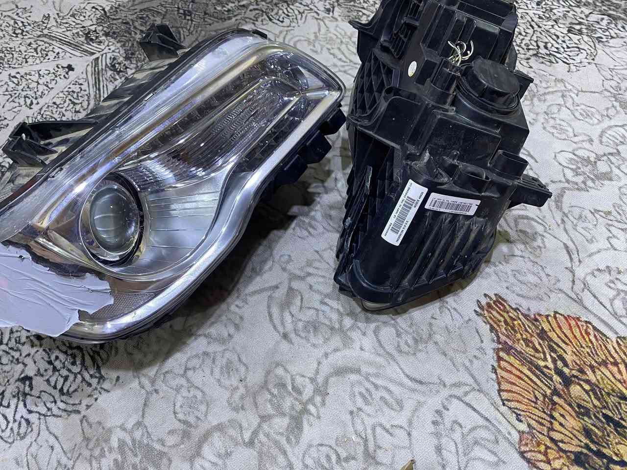 سلام عليكم لايتات مال وبامه C مديل ٢٣ لبيع شرط اصليات سعرهن ٤٥٠ الف مكاني بصره ***********
