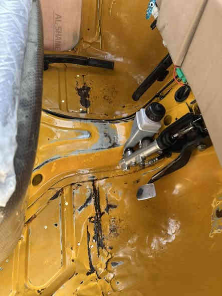 سلام عليكم تكتك سنويه 21 لكشر شوفتك عينك كلب بيدك اكفلك مكينه مجفته تجفيت شركه بوشه وبستم  قطرت خياس مابيها بس لون  لدوسه واكع رشه سبري بالف سعرها 6800

***********
