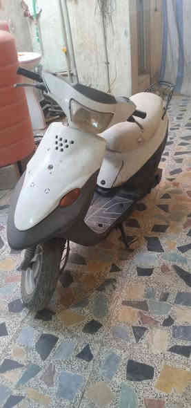 يوماها ٩ زروف أوراق  شغاله كامله ماعوزها أي شي سلف هندر كهربائيات السعر ٣٢٥   / ***********
