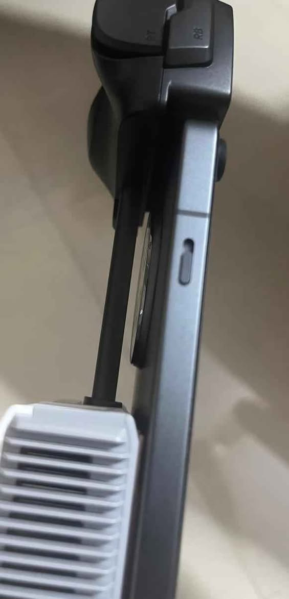 جوستك Game Sir X5 lite مع المبرد الخاص بها Cooler FX5 lite اخو الجديد غراضه كامل
اثنينهم نظافة 100%
تريد معلومات اكثر عنهم تفضل اسأل او اسأل GHAT GPT
عنواني كركوك توصيل ماعندي
*********** واتساب وتليغرام كركوك, العراق
