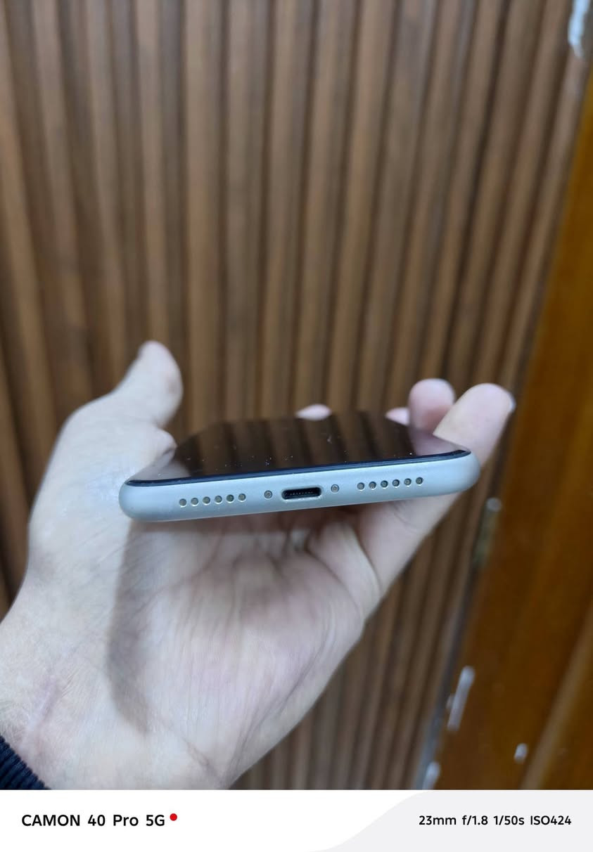 سلام عليكم ايفوان 11نظيف فوك متصور برغي ممفتوح فقط بطاريته معلايه بلحاسبه جانت 88وسويتهه 96 ممفتوح جهاز ابد تاخذه من باب لبيت مكاني الشعب سوك شلال سعر 225وبي مجال ***********
