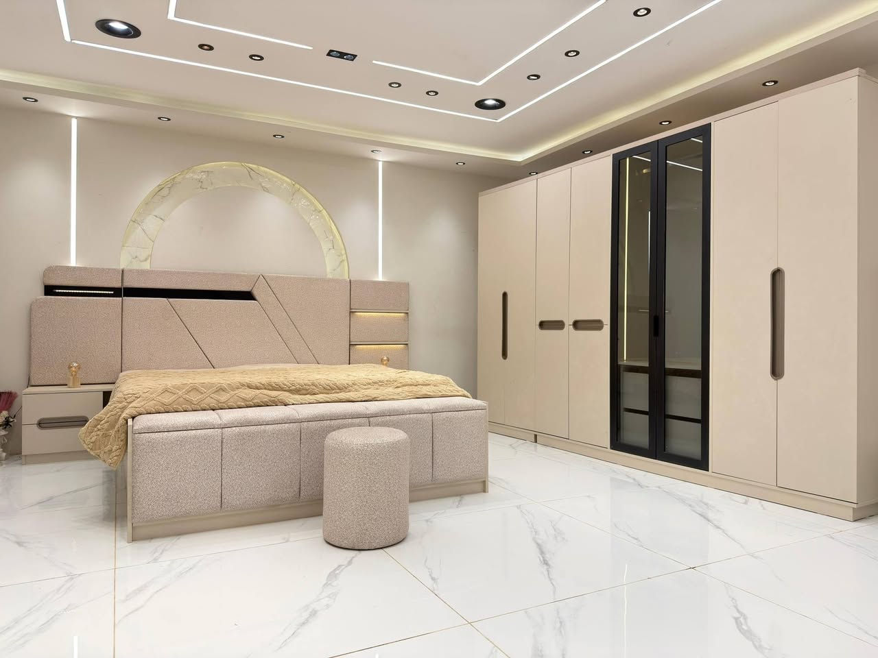 تم وصول موديل كارسيا 

*10 قطع*  
     
كنتور 320سم 

✅ الشازلونه بشكل جديد 
✅ اناره بل مرايه قيافه 
❇️ضهر بلوك
✅ المصنع الأصلي
✅ قياسات ضخمه 
  اناره انار بل كنتور 
اناره بل ميز تواليت 
 
سجه ثلاثيه 

       الشد والنقل داخل بغداد مجاني 
حجز وستفسار ***********
