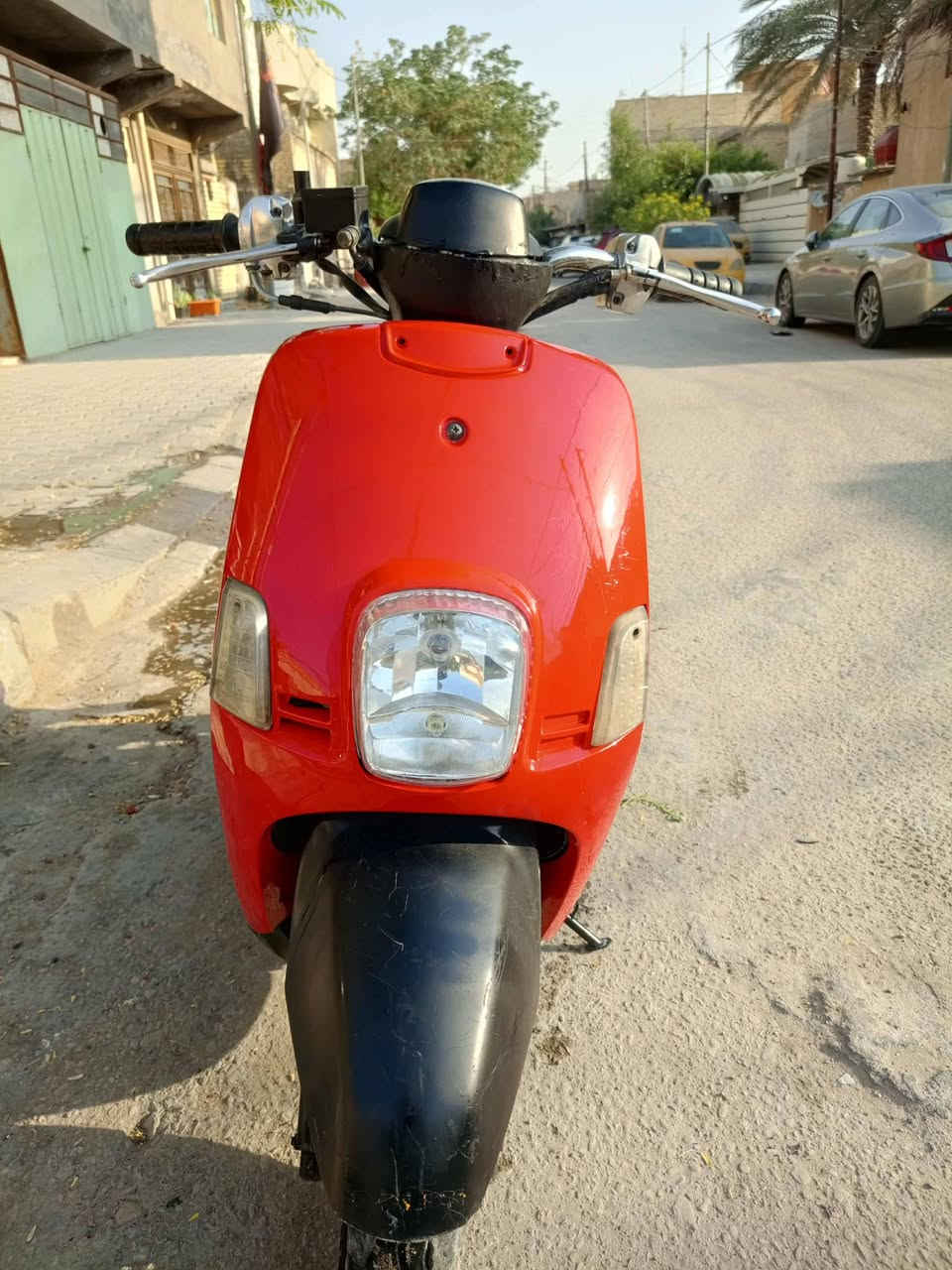 السلام عليكم
دراجه بوليس مفتوحه نقصها كابريتر وصالنصه السعر 350 

الرقم ***********
