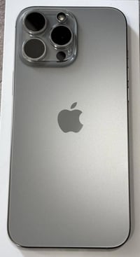 آيفون ١٥ برو ماكس • كامل غراضه • بطارية ٨٩