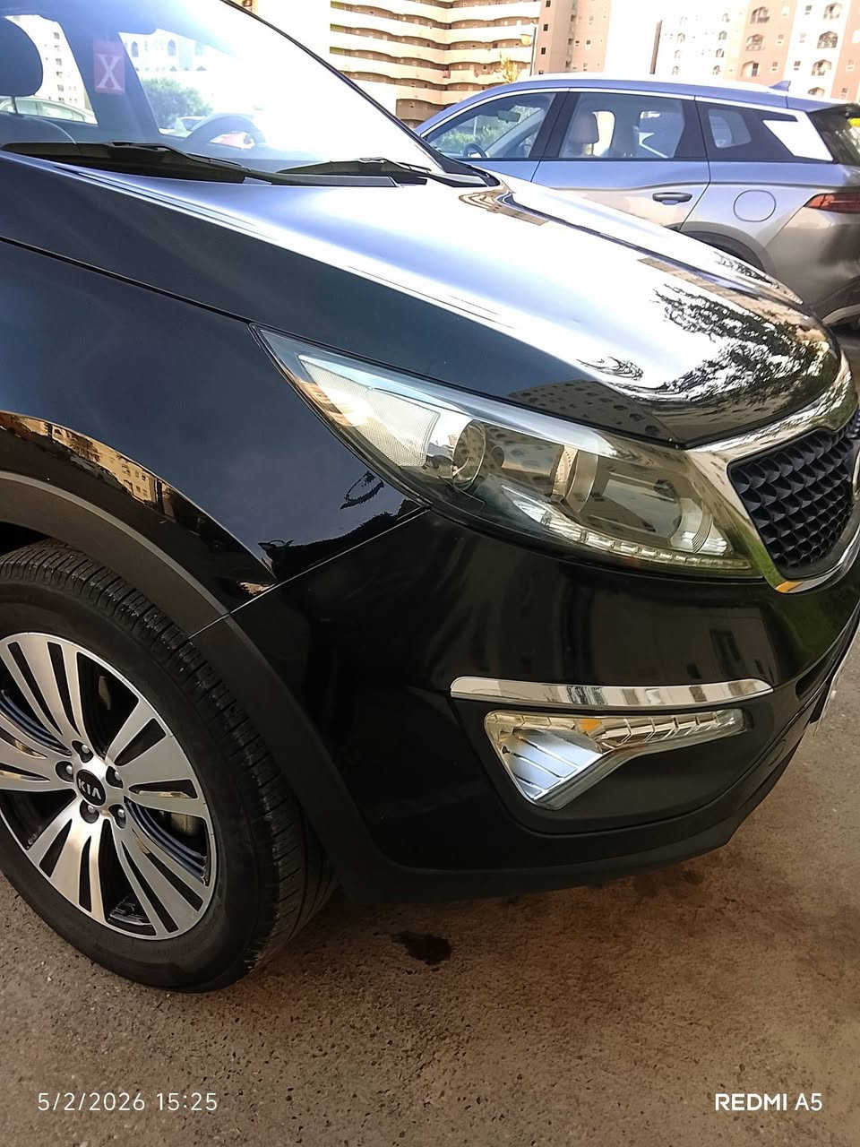 السلام عليكم سبورتج خليجي 2014 مكفوله من الصبغ
مكينه 2400 ماشيه 107 الف 
كامله المواصفات بصمه بانوراما داخل جلد كرسي السايق كهرباء رقم بغداد (حلوو مميز) السنويه باسمي فور ويل ثمانيه ايرباك حساس خلفي كاميرا تحكمات ستيرن سياره حلوه وناعمه  سعر ١٦٠ وبي مجال قليل 
الاتصال *********** مكاني بغداد مجمع بسمايه
