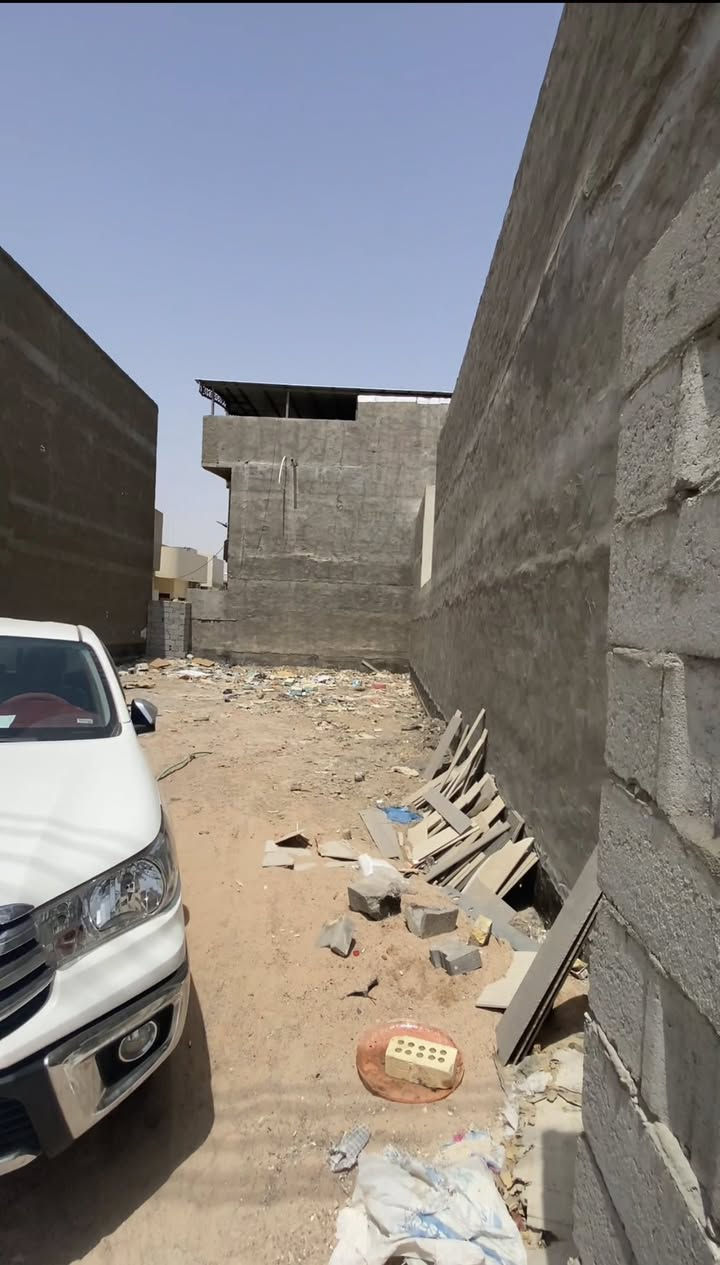 قطعه ارض في منطقه السنيديه للبيع
طابو زراعي سند 25 تحويل باسم المشتري
 
القطعه الاولى مساحه 210متر 

القطعه الثانيه مساحه 208متر 

عرض الشارع 8متر مقرنص 
سعر القطعه الواحده 
100مليون 
الاستفسار الاتصال 
***********

