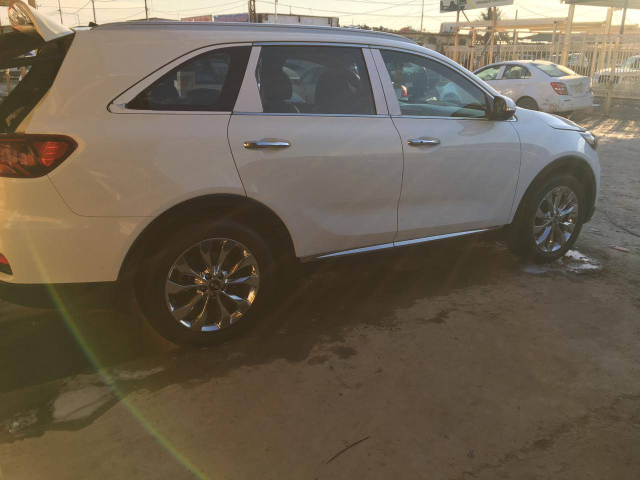 كيا سورنتو خليجي

رقم بابل دولي بسمي

موديل 19 شكل ال٢٠

لون ابيض ثلجي

٦ سلندر ٧ راكب 

ماشيه ٩٠ حقيقي

جرس١٢٠

بصمتين: تشغيل وتقفيل 

الباب الخلفي كهرباء ذكي 

كشنات جلد اصلي لونين 

كشنات ٢ كهرباء 

شاشة كبيرة اندرويد 

كامرة دوارة اصلية 

مري شفط مع القفل 

حساس امامي وخلفي 

نظام ايكو درايف 

تحكم استيرن فول 

حاكية : ابلوتوث: اوكس

تبريد ابيانو لمس 

تبريد ٣ قطع ثلج 

اضواء ترحيب بليدات 

علامة سورنتو بلدوسة 

لد امامي وخلفي 

لايت زنون اصلي 

اشاير بلمري 

ويل اكروم ١٩ تخم تاير جديد 

كير ومكينة  وصدر وحدادية كفاله من الفتح

بدون صبغ وضربه كفاله عامه 

 مكاني ديوانيه
السعر 265 وبيهه مجال 

السعر اتصل وتدلل ***********
