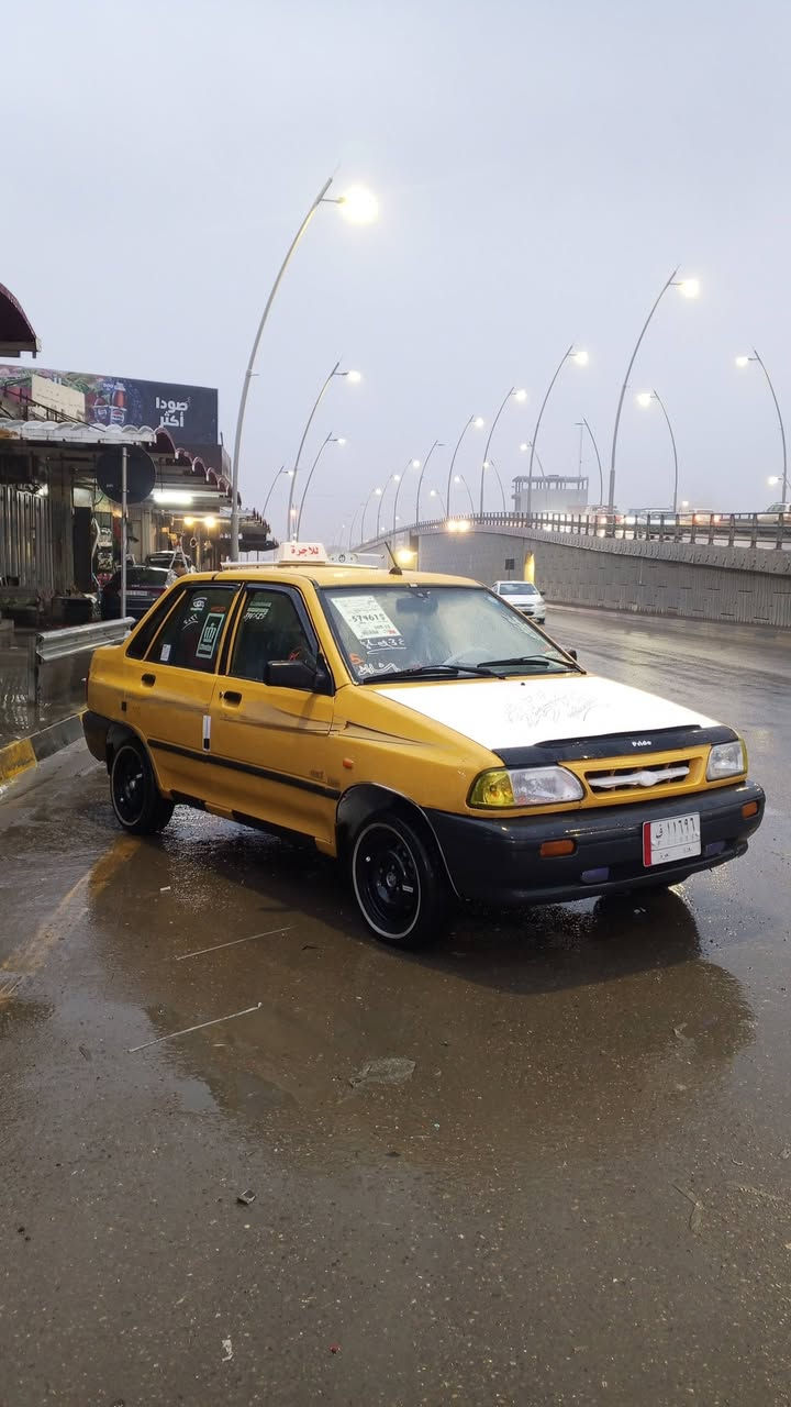 سلام عليكم للبيع 2011 بدون ضرر بدون صبغ هيه وغرامات صفر كابون بيه كير مكينه شواصي  شرط السياره نضيفه كدام العين شرط الوكاله وتحويل من الشرعي خاص ماجاوب خابر وتدلل مكان السياره حي النتصار ***********
