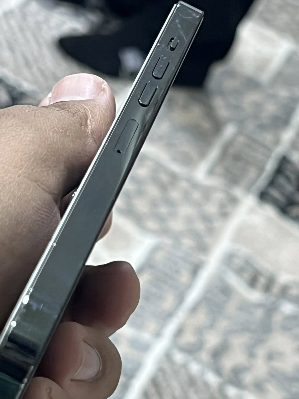 سلام عليكم 
ايفون13 برو ماكس لل بيع
الجهاز نضافة 100‎%‎ 
ذاكرة 256 شريحة وحدة 
الجهاز برغي ما مبدل بي لون زيتوني
كامرة ✅ فيس ئايدي ✅ كلة شغال 
بطارية 🔋79 ما معلاية علا وضعهة الطبيعي 
السعر: 700 وبي مجال لل طيبين 
رقم الهاتف:***********
