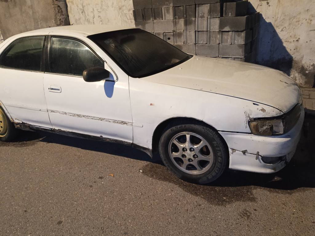 السلام عليكم سياره البيع الموديل 1992مكينه خبطه بيه كززكيت كير خير من الله كهربائية تبري شقال حداده حلوه سنويه مامتهيه القايت 29راعيه وجود سيارة نقل جثه تكفلك بل صولياته العلوان البصرة حي المهندسين الغبله السعر 22 وبيها مجال قليل رقم الهاتف *********** البصرة, العراق
