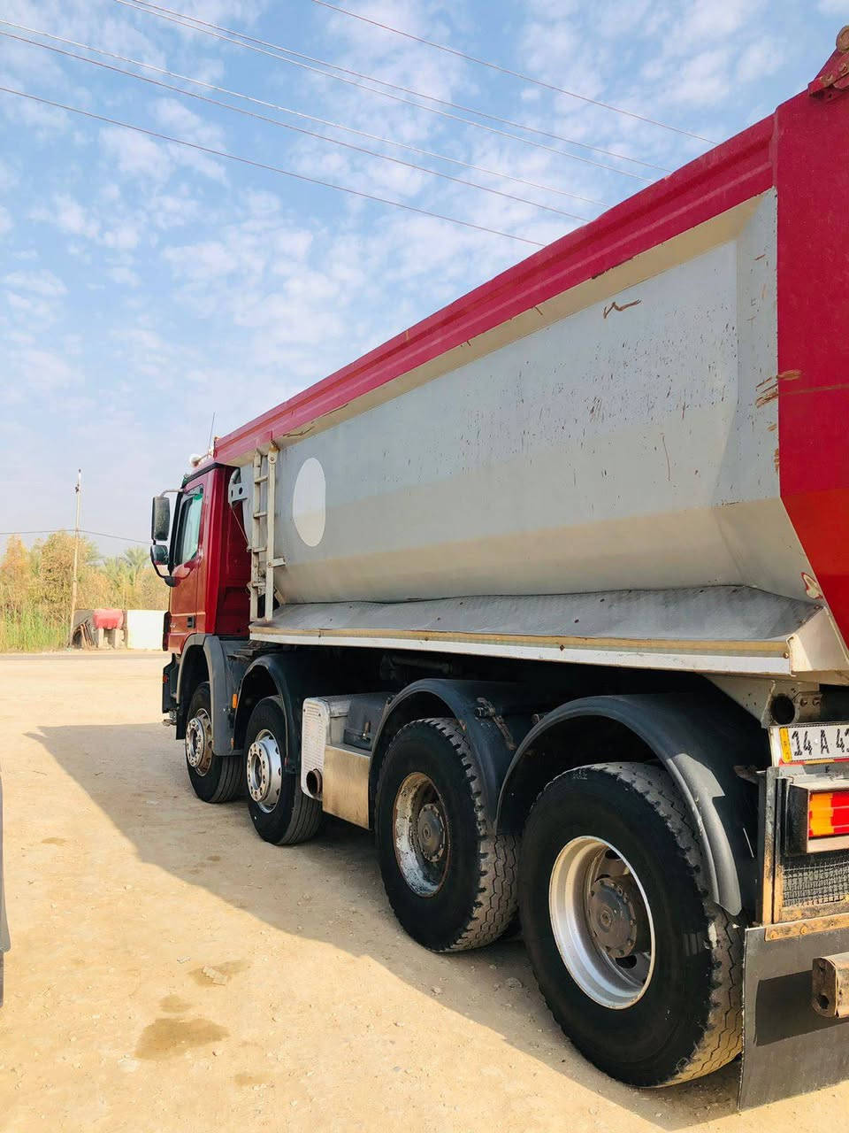 موديل2004 مجموعه جيئف كير شفط فتيس
 بموديله ايطاليه على وضع لشركة برغي مامفتوح بيه مكفوله كفاله عامه شرط لتحويل 
السعر ٧ وبيه مجال
معروضه لدى معرض أربيل المركزي 
واسط الصويره 
***********
***********
