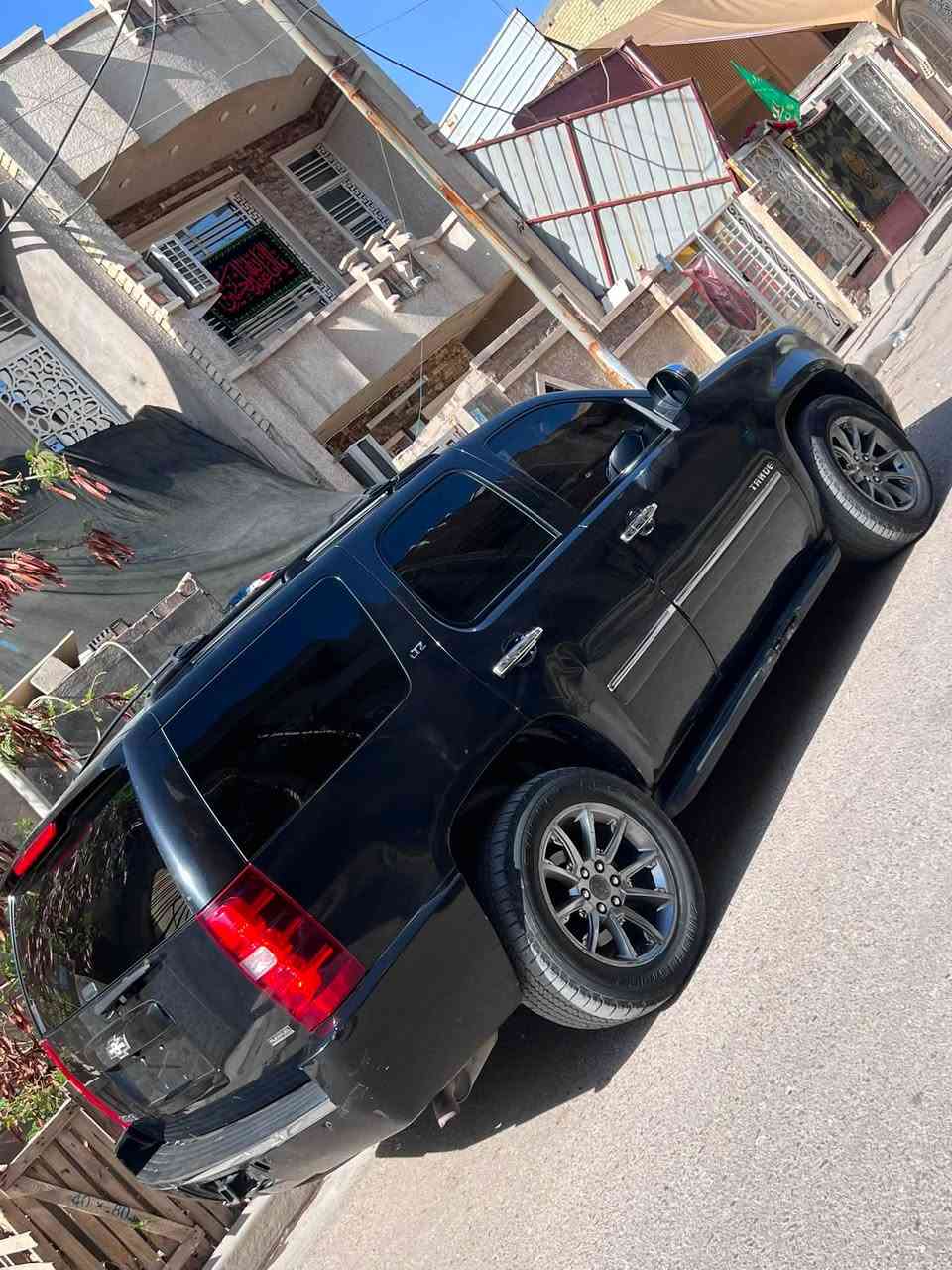 السلام وعليكم
تاهو موديل 2014 
كفاله من الكص والصبغ عد شبرين 
السياره جديده كلش فوول LTZ
السعر 80وبيها مجال 
*********** بغداد
