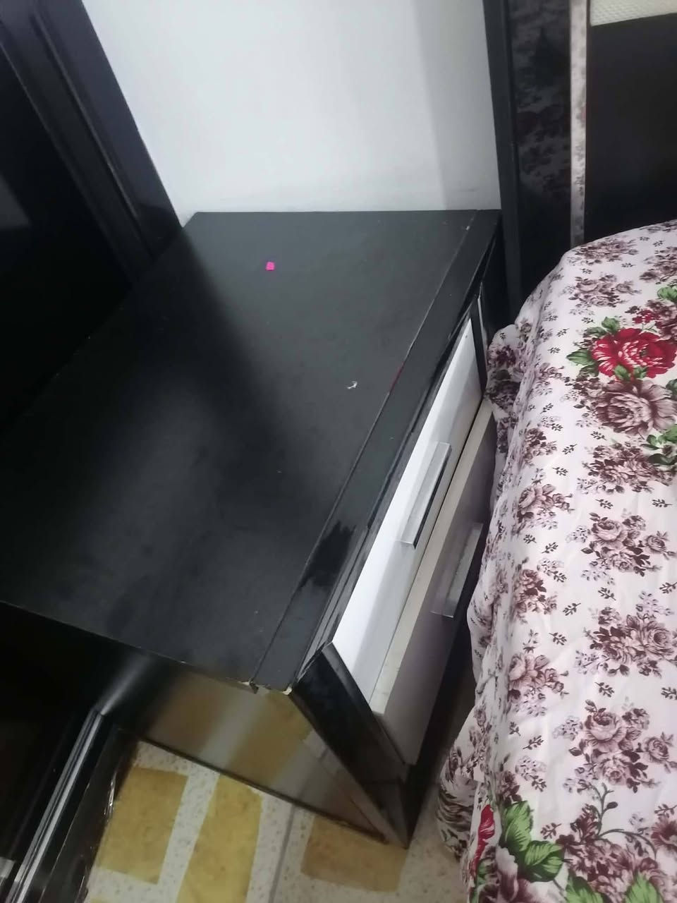 غرفه للبيع سعر 175 مع الدوشك


**إذا كنت صاحب هذا الإعلان وتريد حذفه لأي سبب، رجاءا أرسل رسالة إلى الدعم الفني**