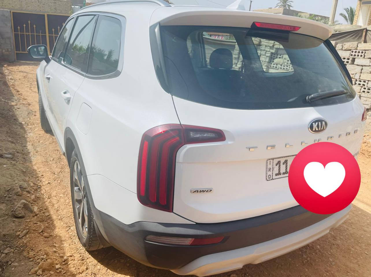 كيا تيلورايد (2020) – فئة EX🤍🔥
خليجي🇰🇼

🚗 محرك 6 سلندر
👨‍👩‍👧‍👦 7 راكب
❄️ تبريد مركزي منفصل
🔑 بصمة تشغيل
🔥❄️ كشنات تدفئة وتبريد
⚡ صندوق كهرباء
🧊 تبريد كشنات بردات جانبية
🪑 داخل أبيض جلد ترحيب ليزري
🪞 مرايات شفط حساس اصطدام أمامي وخلفي
🪟 جام أوتو رادار جانبي وأمامي
📷 شاشة كاميرا
📱 شحن لاسلكي
🌞 فتحة سقف بانوراما
🛞 ويل ملكي حجم 20 إنج
⚙️ 7 وضعيات قيادة
🚙 فور ويل رباعي الدفع
🔊 نظام صوت هارمن كاردن أفقي

🎨 بيها قطعتين صبغ
🛠️ بارد PDR باب السائق
🛠️ بارد خفيف بالجاملغ الأمامي
السعر 250 وبيه مجال بسيط 

 مكان تواجد السيارة: بابل
رقم صاحب السيارة:
***********
***********
