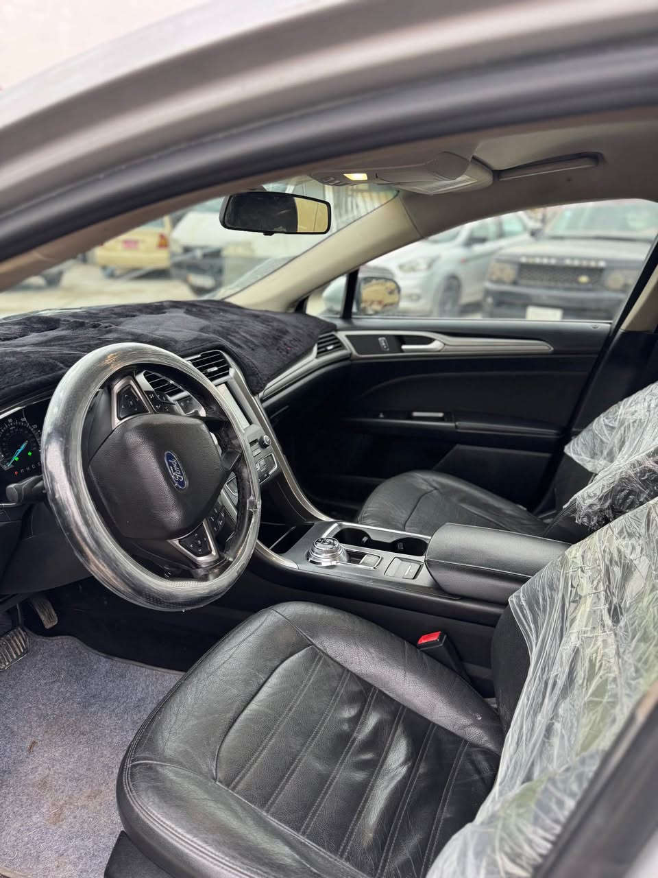 للبيع فورد فيوجن 
مديل ٢٠١٧ SE
سعر مناسب جدا فقط (( 87$ )) 

سياره كير مكينه كهربائية كلها شرط 
بدون اي نقص 

بيها ٣ قطعة سبغ سياره بدون دواخل 

رقم هزه سنوي كلها جديد و باسمي 
سنوي جدد لعد ٢٠٣٠ مداور نفس اليوم 

مواصفات SE : كشن جلد .. كشن كهرباء .. كشن تدفيه .. بصمه .. باب بصمه .. تحكمات ستيرن .. شاشه جبير .. كاميره .. 
*********** واتساب موجود أربيل, العراق
