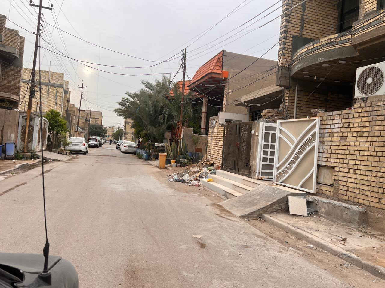 قطعه ارض للبيع المساحه75 متر الواجه 4 الا ربع نزال عشرين العنوان الهياكل للتواصل دايركت واتس اب***********
