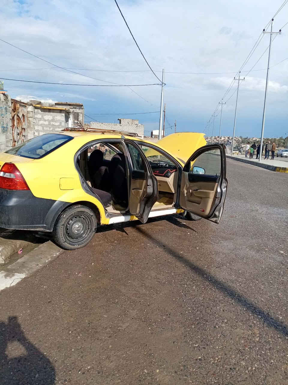 السلام عليكم سياره افيو موديل 2009 سياره نظيفه غرامات هيئه صفر سياره جاهزه من كل النواح ماهما السعر 45 وبيها مجال تواصل معاي على هذا الرقم***********
