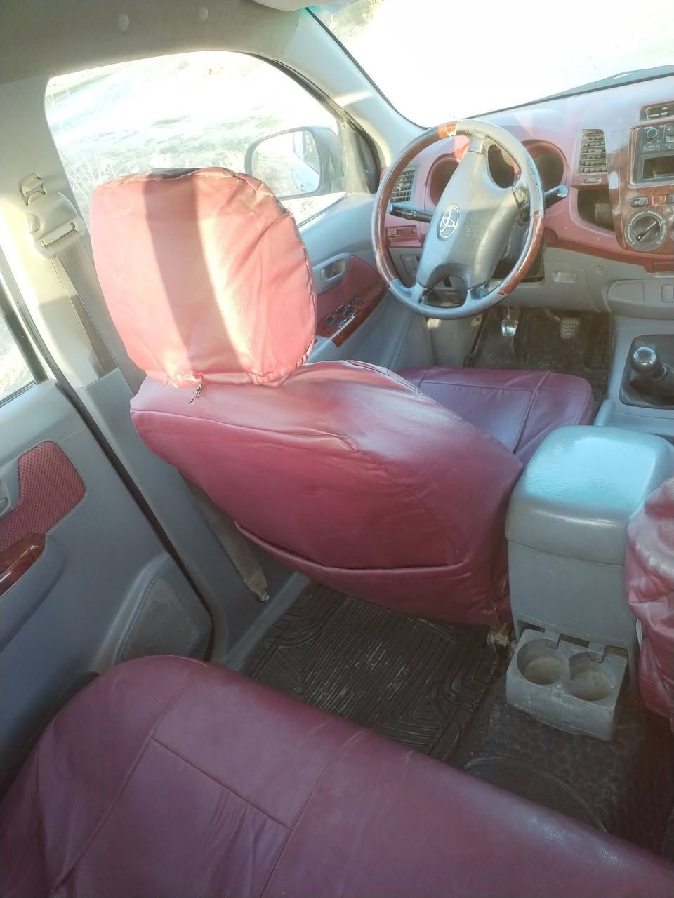 موديل 9.... السونار 👇
رقم واسط
مكان السياره بغداد اليوسفيه
رقم صاحب السيارة ***********

السعر  ١٣٧
