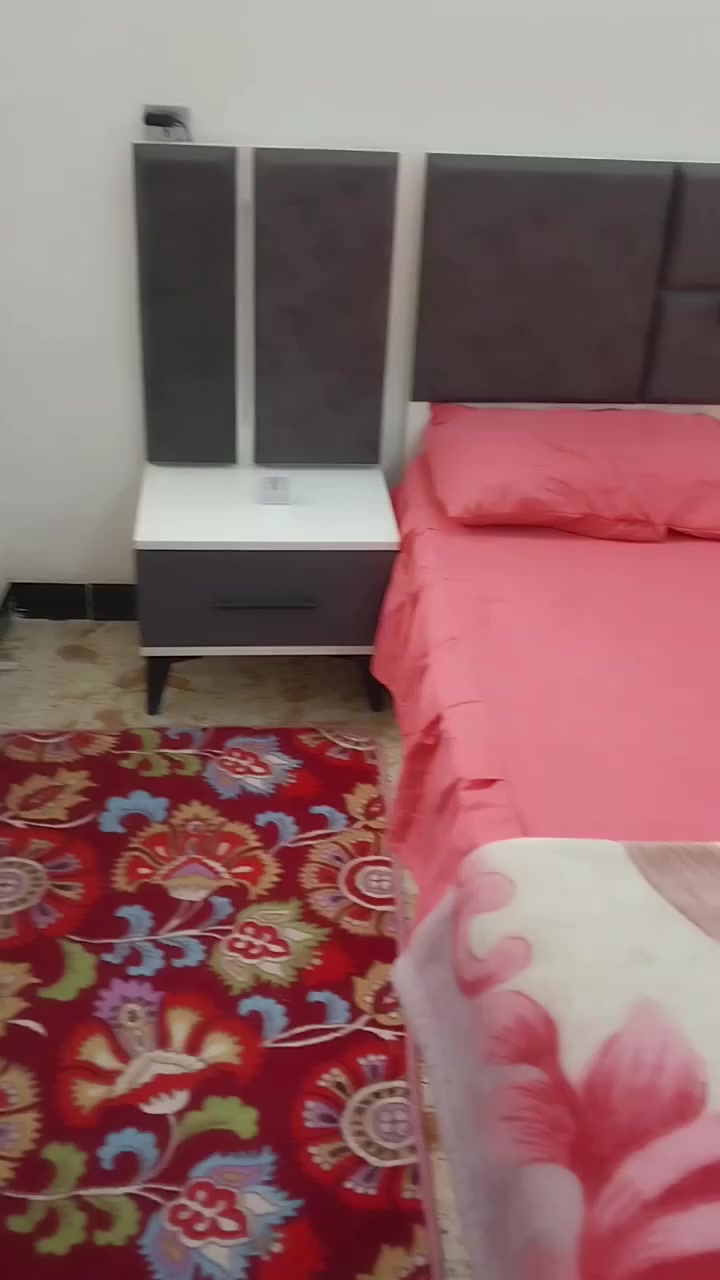 غرف للبيع غرفتين متكونه من 5قطع سعر الوحده ب 550مع الدوشك وغرفه متكونه من 10قطع مليون و100 مع الدوشك غرفه خشب زان سعرها مليون و300 مع الدوشك وبيهن مجال


**إذا كنت صاحب هذا الإعلان وتريد حذفه لأي سبب، رجاءا أرسل رسالة إلى الدعم الفني**