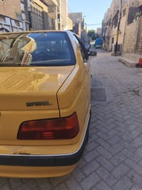 بيجو للبيع موديل 2016 جاهزه بيها ضربه بالباب مال السايق ولايحة الباب ا...