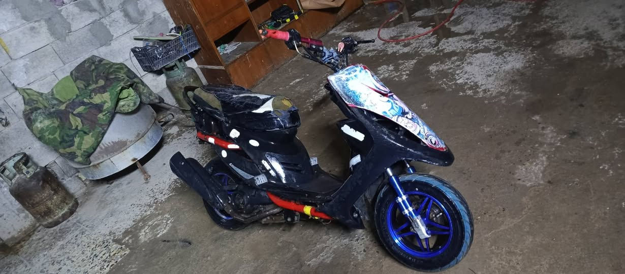 دراجة ماكس عدلة للبيع شغال هندر وسلف بس شخاطة مال سلف تعبانة السعر ٣٥٠مكان بغداد المشتل الشراي يتصل عل رقم ورجائن المو شراي لا يتعبني ***********
