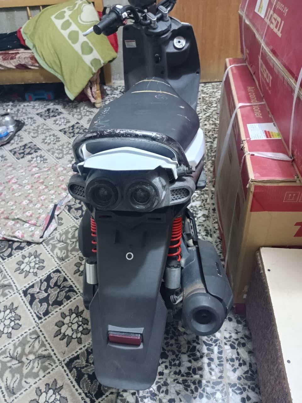 سكنس جبلي دراجة مال رمبة بالكارتون صارلها سبوع من نازلة من المعرض دراجة بجيس  اللة شاهد شلعة معدل فول دراجة جديدة مكاني بلادية برغي ممفتوح بيها ابد بغداد حي النصر سعربـمليون ٢٥٠ بيها مجال حك جية شراي يراسلني خاص ويدلل


**إذا كنت صاحب هذا الإعلان وتريد حذفه لأي سبب، رجاءا أرسل رسالة إلى الدعم الفني**