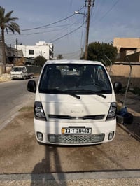 للبيع كيا حمل رقم بغداد السيارة بوضع الشركة اني ماخذهة زيرو حالياً ماش...