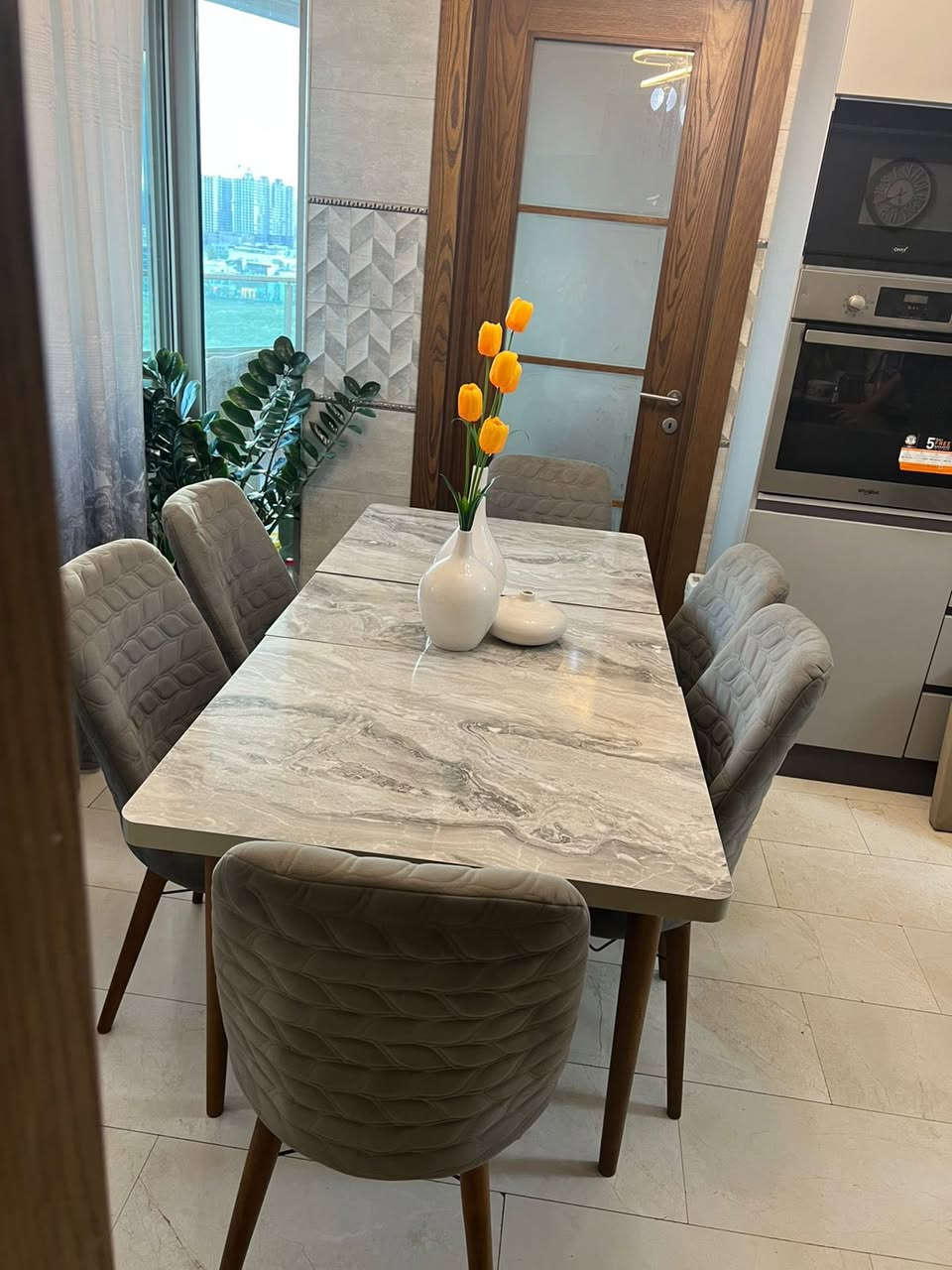 للبيع طاولة   طعام   وكراسي خشب تركي  اصلي  عدد ٦ بحالة ممتازة جدا ونظيفة 
ملاحظة📍 الميز مسطح وبنفس الوقت  سلايد قابل  للفتح والسد 

للاستفسار📌 المراسلة على الخاص فقط


**إذا كنت صاحب هذا الإعلان وتريد حذفه لأي سبب، رجاءا أرسل رسالة إلى الدعم الفني**