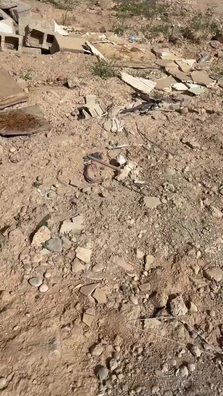 للبيع ارض زراعي مكان راس دوميز فرع مطعم وكافي سفينت تيتنيك تعقد معا صاحب الشرعي ***********
