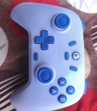 ​🎮 للبيع: جويستيك GameSir أصلية (جديدة مال يوم واحد!) 🎮 شباب للبيع يدة...