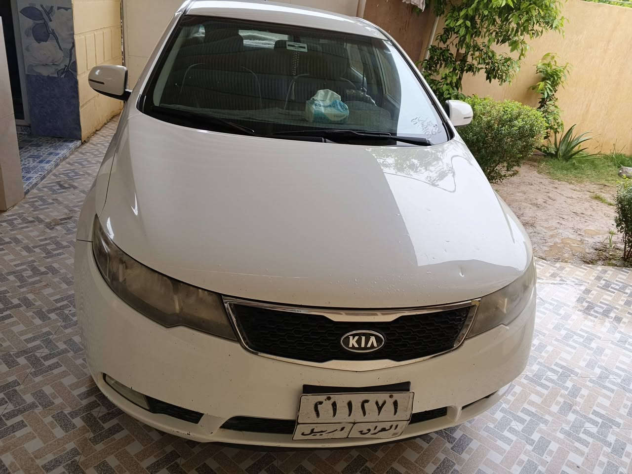 سيراتو 2011
محرك وكير وتبريد على وضع الشركه
تحكم ستيرن 
مكفوله كفاله عامه 
مكاني واسط زبيديه 
***********
