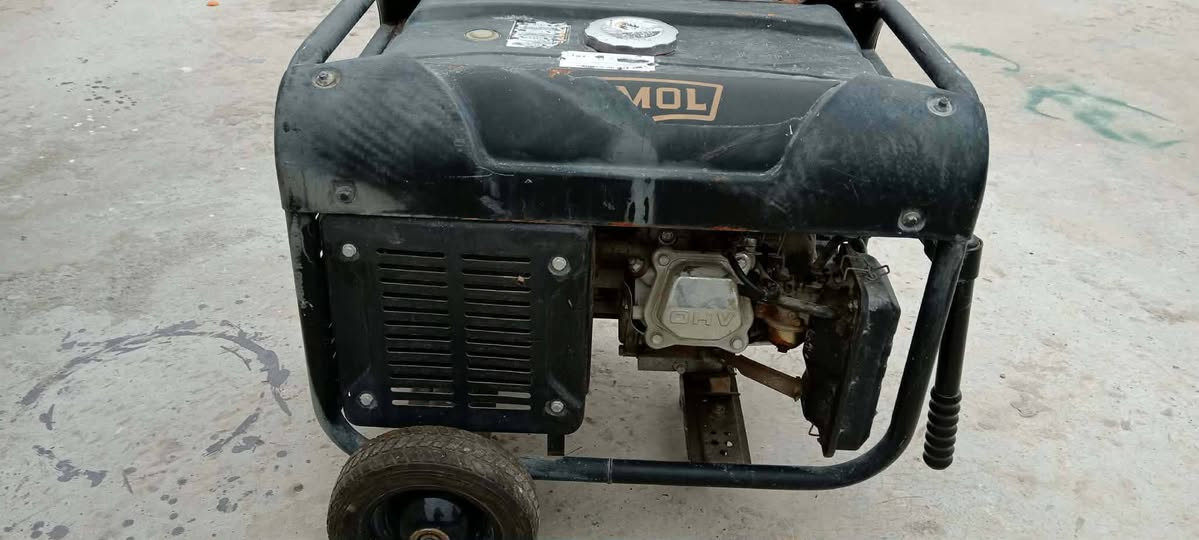 السلام عليكم عندي غساله اوتوماتيك نوع دنكا شغال شرط ومولده للبيع عنوان رشيديه شريخان السعر ١٥٠الف  بيها مجال : @إشارة #للبيع


**إذا كنت صاحب هذا الإعلان وتريد حذفه لأي سبب، رجاءا أرسل رسالة إلى الدعم الفني**