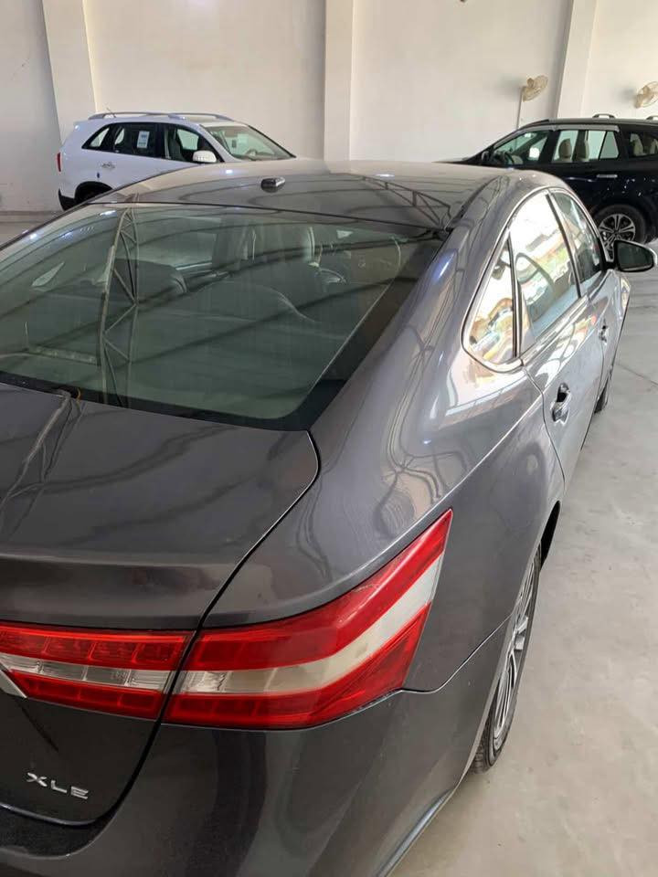 للبيع افلون موديل 2013 وارد امريكي
ضرر السيارة جاملغ صفحة اليمين بدون دواخل
 السيارة جديدة ونضيفة 
محرك فول ومكفول 
حدادية مكفولة 
تخم تاير جديد 
السيارة بصمة 
فتحة سلايد
لايتات زنون
كشنات تدفئة جلد 
مثبت سرعة 
السيارة لون رمادي اسمنتي سنوية جديدة غير ساقطة وهزة جديدة ورقم دولي  بغداد
السعر  145$  وبيها مجال 
للاستفسار الاتصال على الرقم ***********
