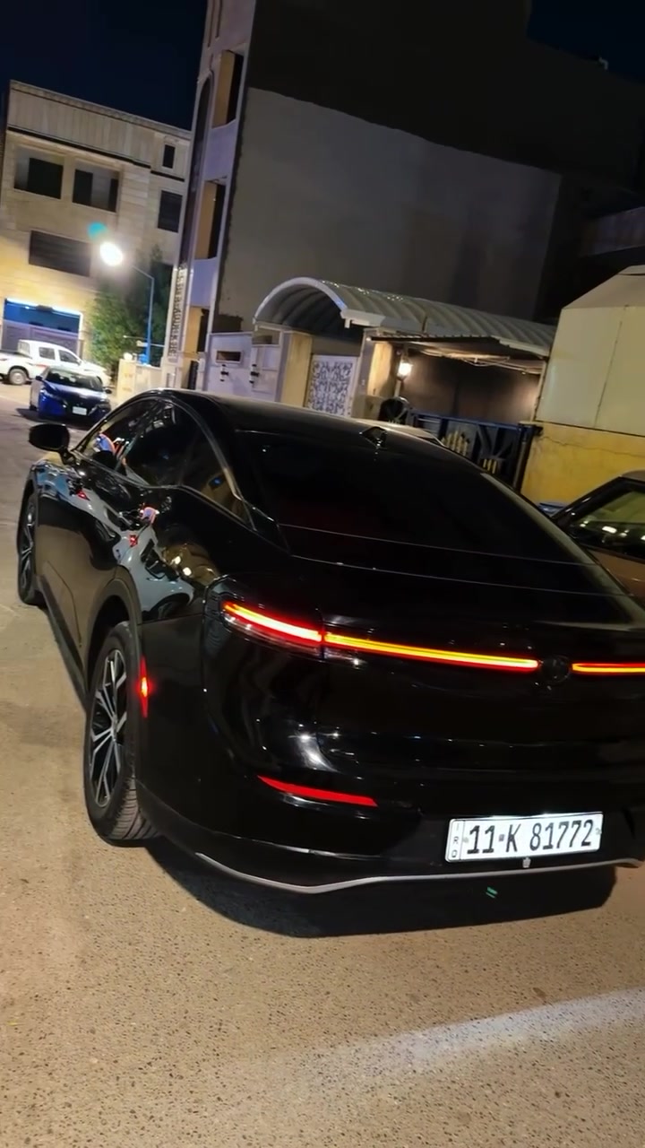 Toyota crown 2023 HEV
للبيع او مراوس 
تويوتا كراون وارد امريكي موديل 2023
حادثها الدعامية الامامية السياره بدون صبغ ولا تعديل
ايرباك ستيرن طاك
مواصفات 
ثلاث انظمة سياقة
شاحن هاتف وايرليس
حساسات جانبية وخلفية
كشنات كهرباء السايق والسكن
تدفئة كشنات
هاندبريك بصمة
قطعتين تبريد
والمواصفات المعروفه مال xle
مكان السياره بغداد
وسعرها 250وبيها مجال 

***********
(السيارة بدون تعديل وبدون صبغ وصور الحادث موجودة)
