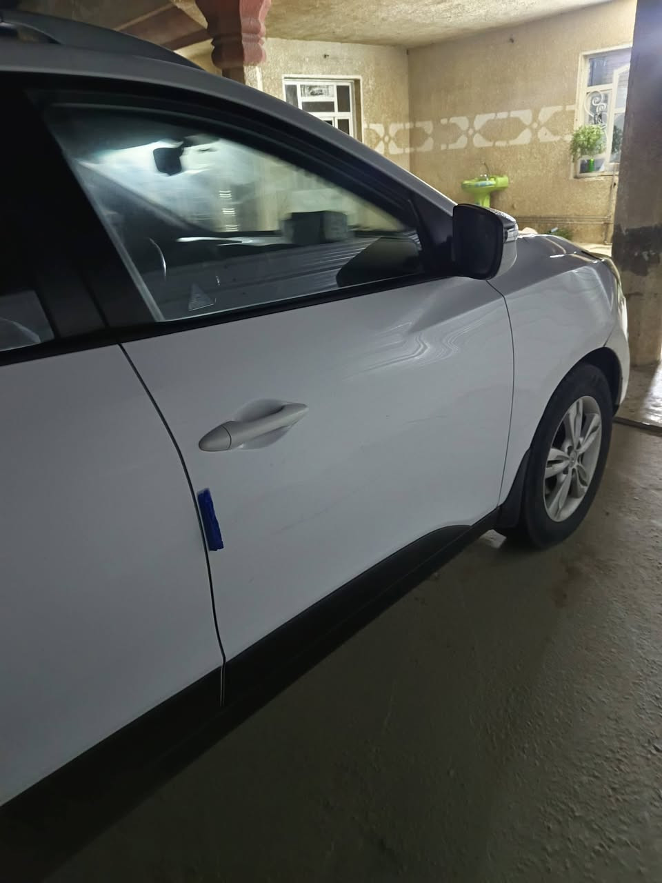 السلام عليكم توسان موديل 13 خليجي 
محرك 2000دوش
السعر 145 وبيها مجال 
استفسار اتصل ***********
